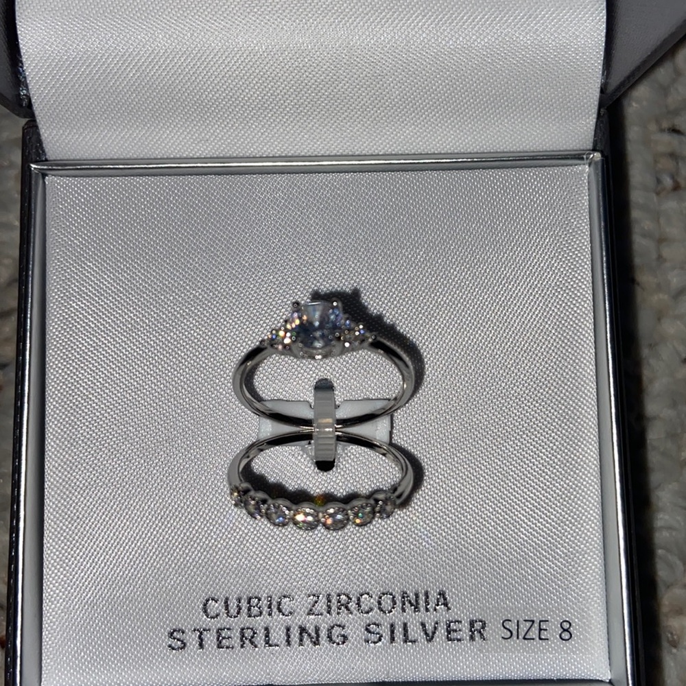 Primrose ring set - Picture 2 of 5